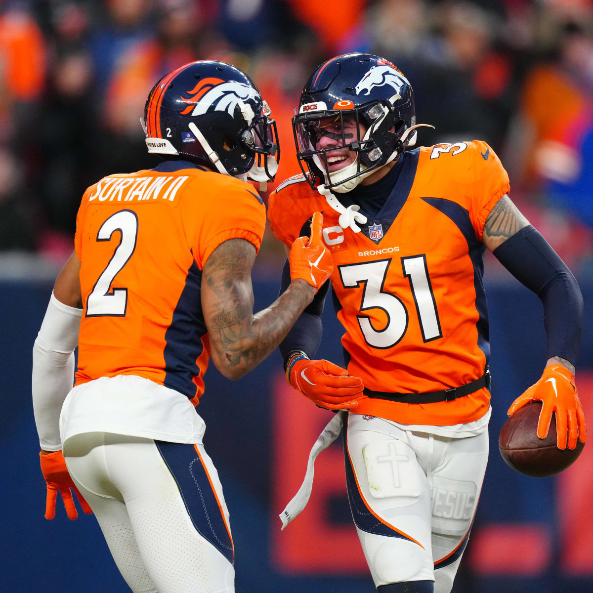 Broncos: Justin Simmons gives Patrick Surtain a one-of-a-kind