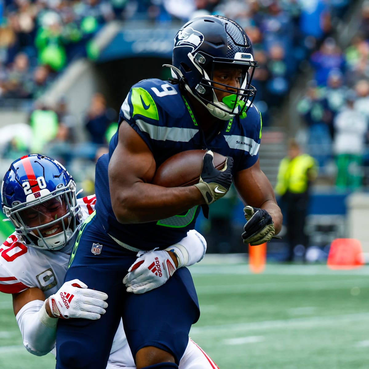 Giants offered Julian Love more than what the Seahawks gave him