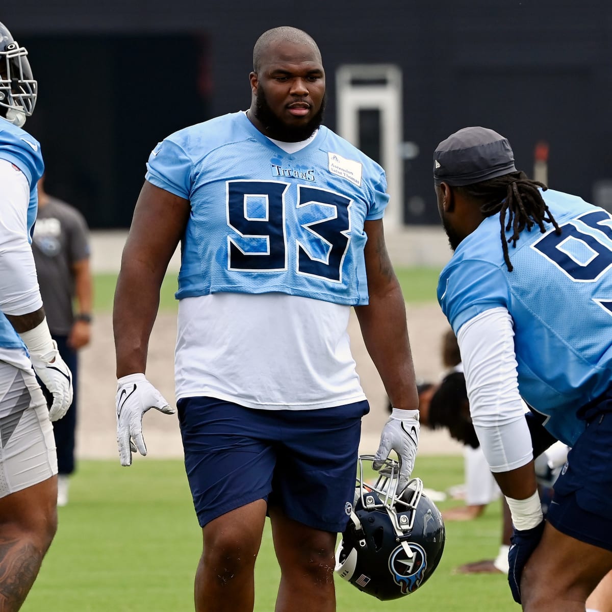 Teair Tart: Tennessee Titans defensive lineman in photos