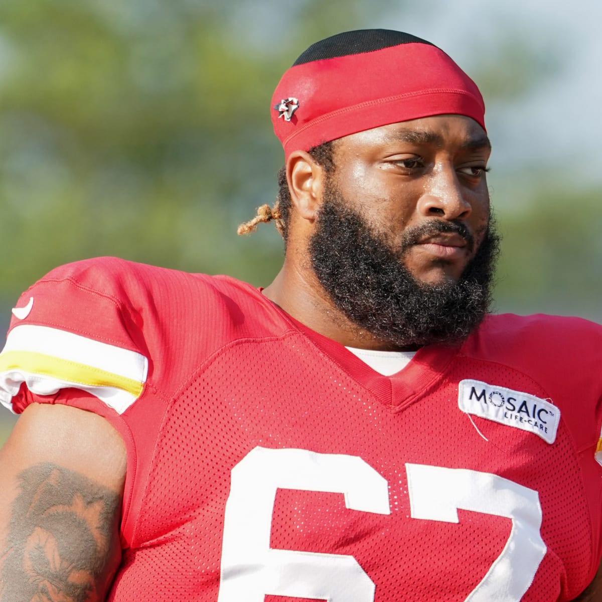 Chiefs' Andy Reid on Clyde Edwards-Helaire at OTAs: 'He looks great'