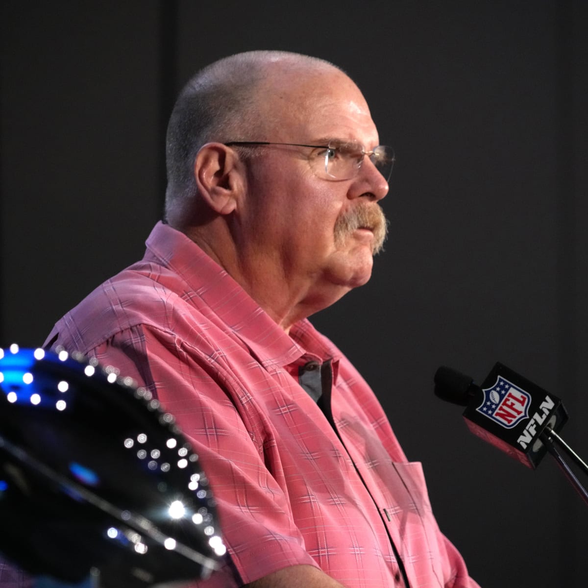 How The Kansas City Chiefs' Andy Reid Became Tommy Bahama's Unofficial  Spokesperson