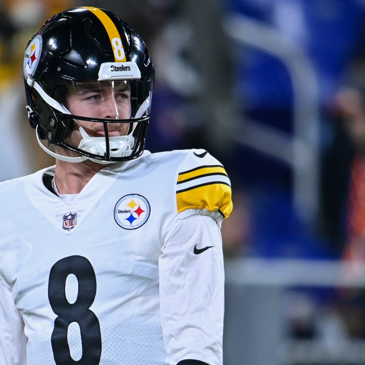 Steelers EDGE T.J. Watt slides in ESPN rankings