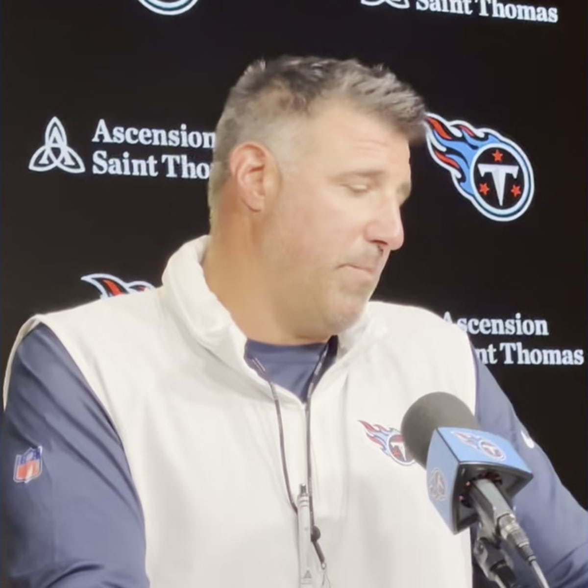 Vrabel discusses Hopkins' fit with Titans