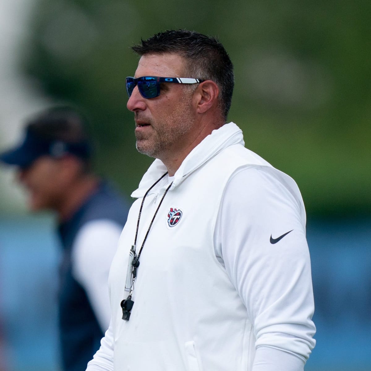 Titans Coach Mike Vrabel Doesn't Close Door on Offensive Line