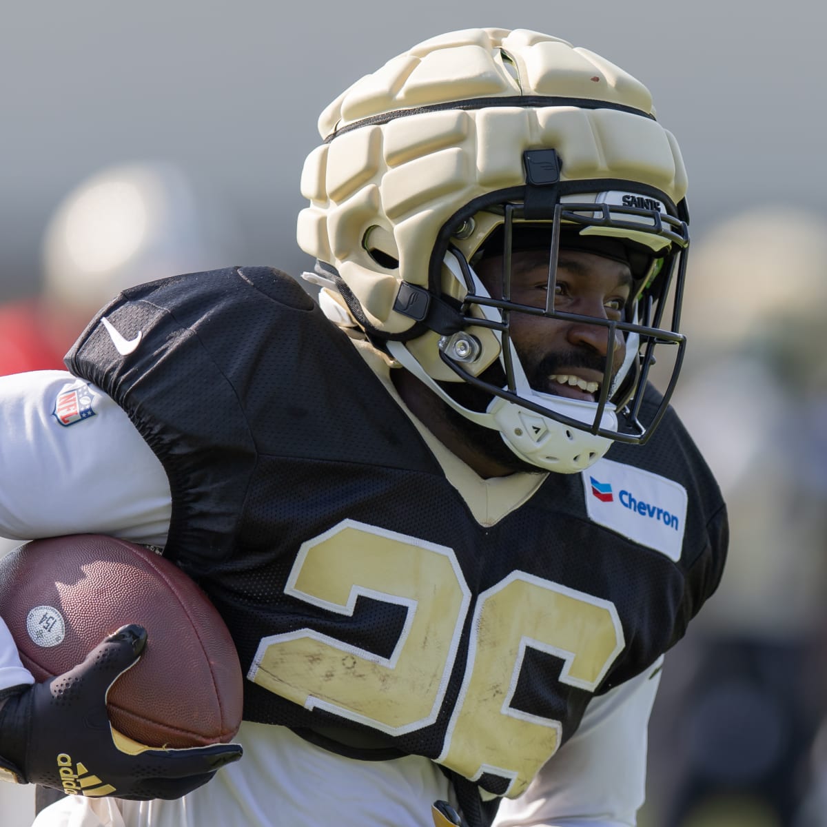 New Orleans Saints Claim Veteran RB Eno Benjamin Off