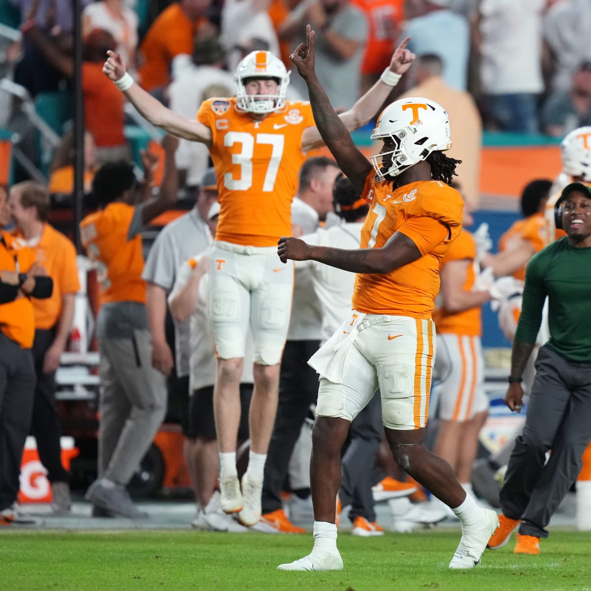 2023 Heisman Trophy odds: Tennessee QB Joe Milton among early favorites -  Rocky Top Talk