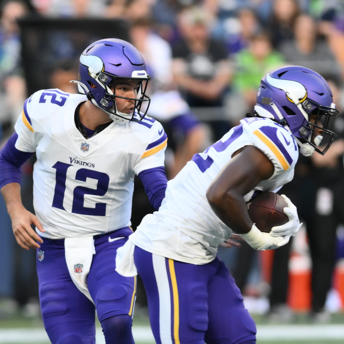 Cautious' Vikings sat out six stars in preseason; three players waived –  Twin Cities