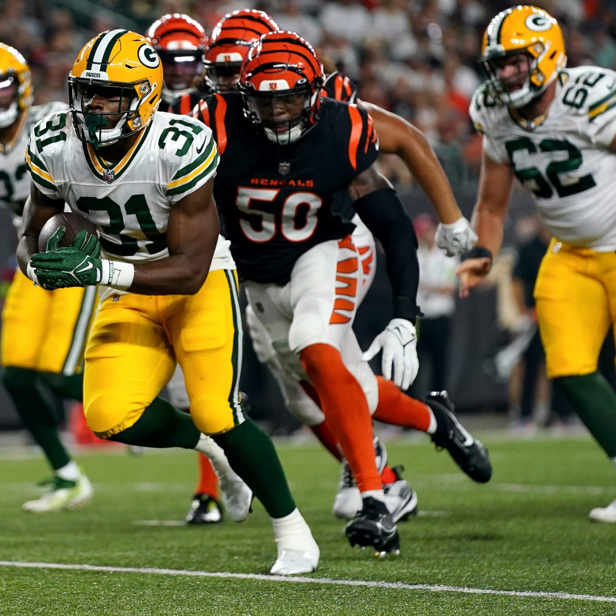 Rookie RB Emanuel Wilson earns a spot on the Packers' 53-man