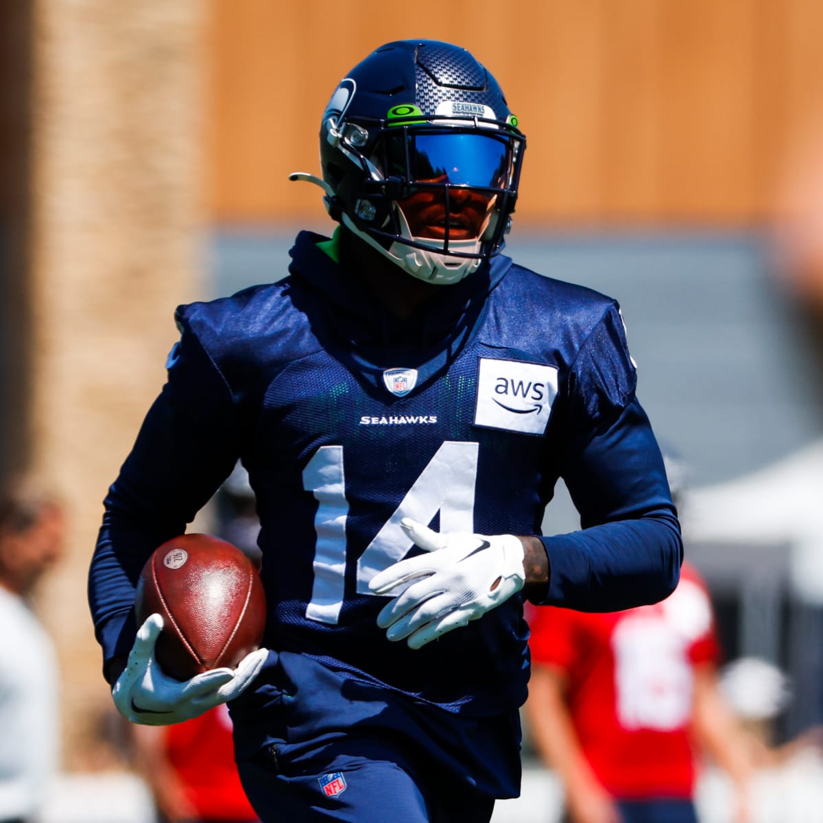 Seahawks Mailbag: Pass Rush Improving, DK Metcalf's Route Running & More