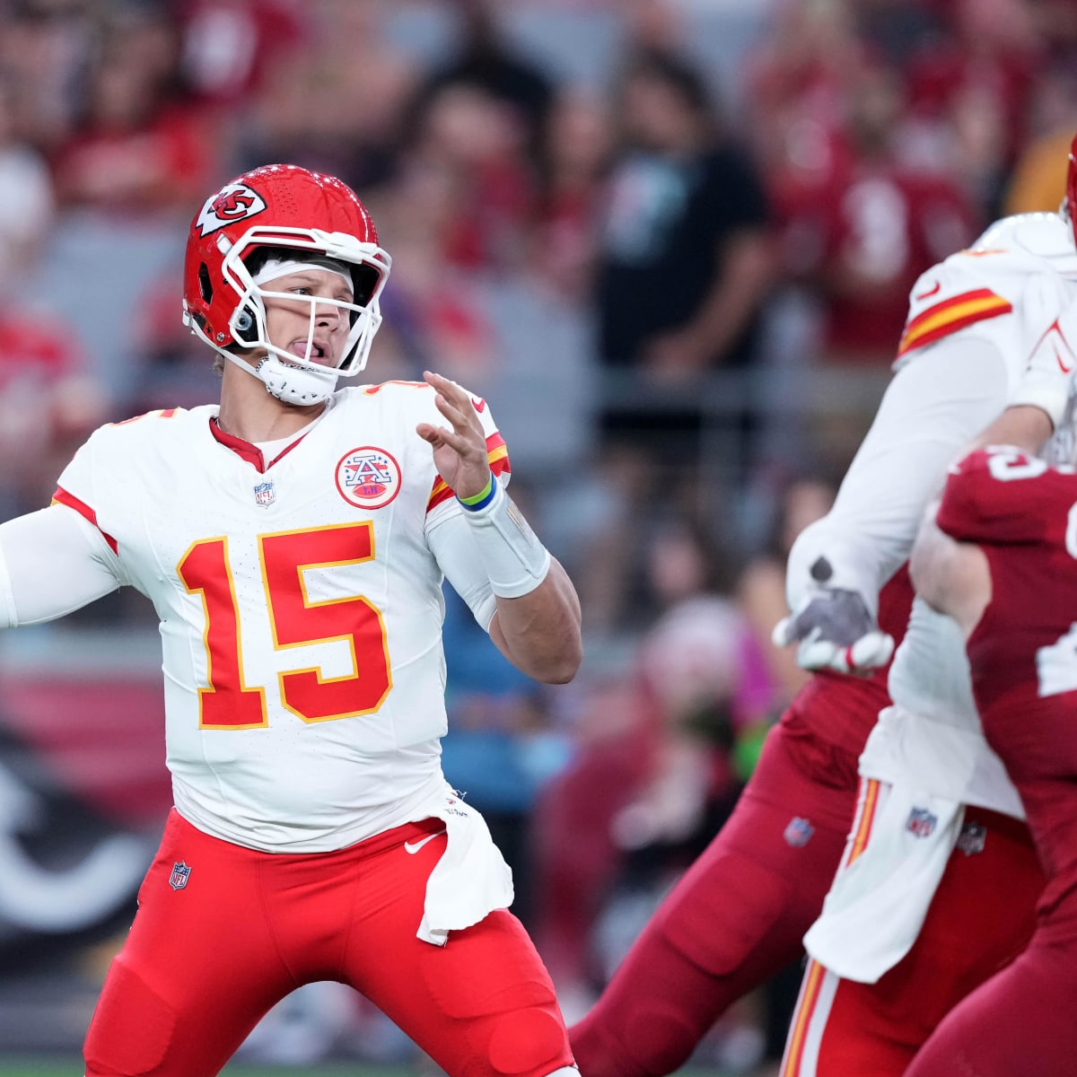 Chargers vs. Chiefs score, takeaways: Patrick Mahomes, Chiefs