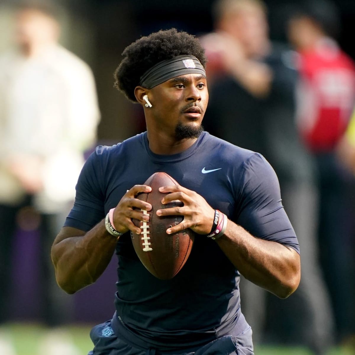 Tennessee Titans rookie quarterback Malik Willis enters high gear for a  25-yard sideline run