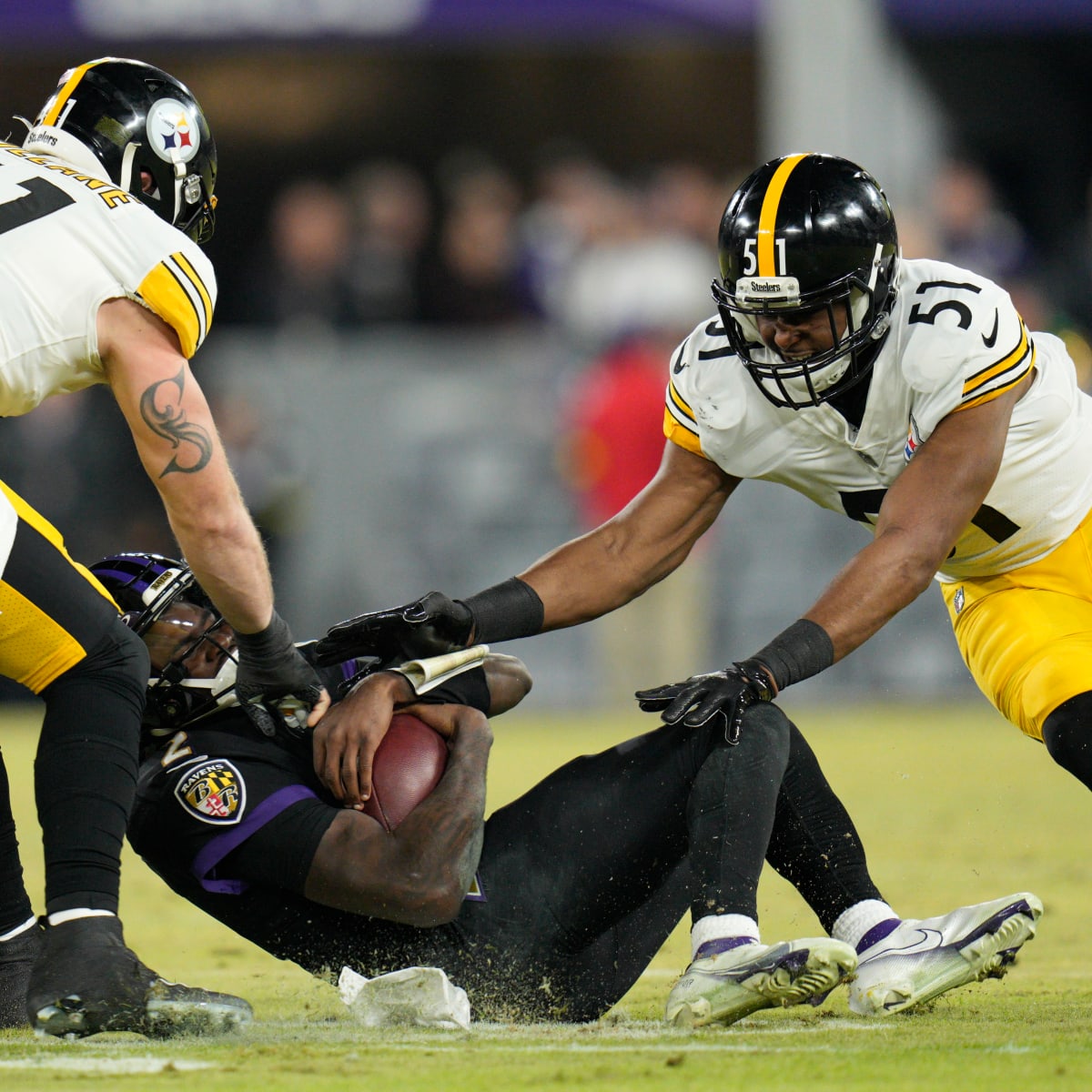 Pittsburgh Steelers cut linebacker Myles Jack after one season