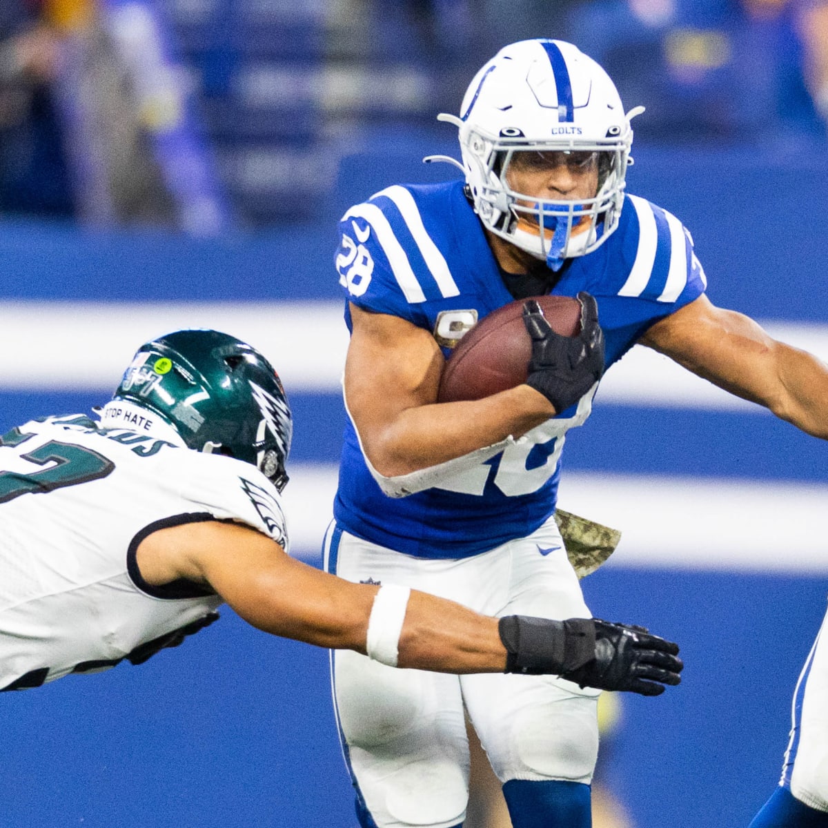 Report: Two teams have made offers for Colts RB Jonathan Taylor