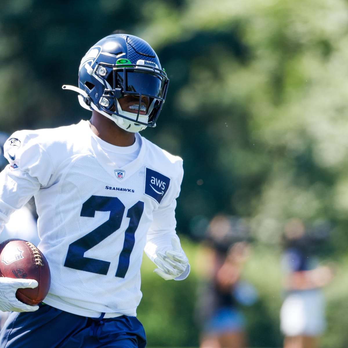 Seahawks Debut Green Practice Jerseys On First Day Of Training Camp