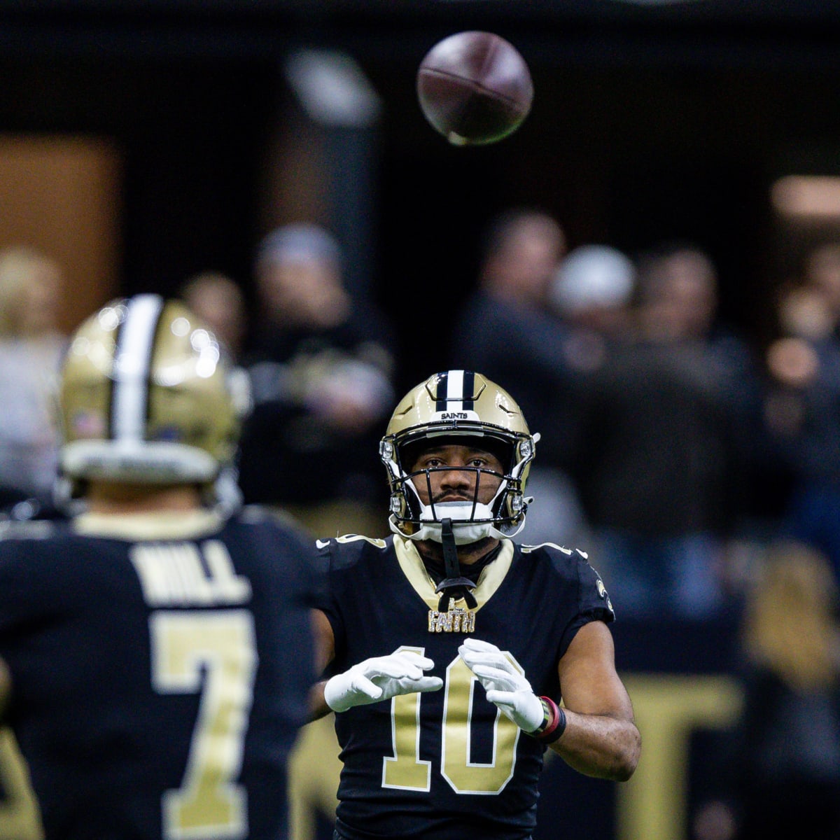 New Orleans Saints wearing black jerseys, black pants in Week 8