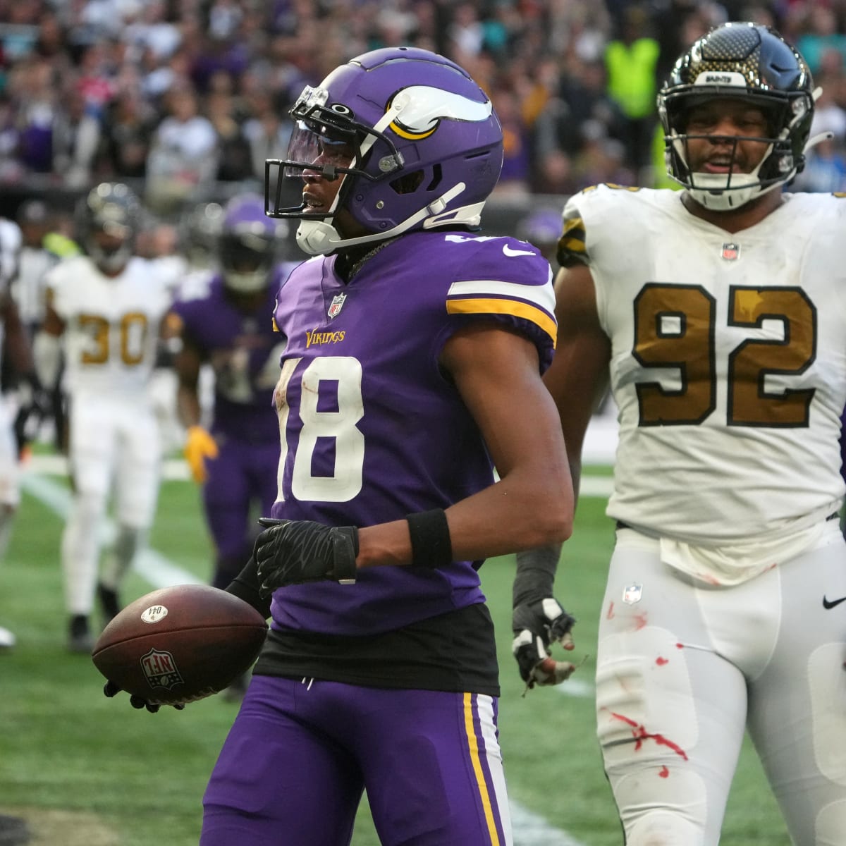 Marcus Davenport out for Vikings this weekend with ankle injury