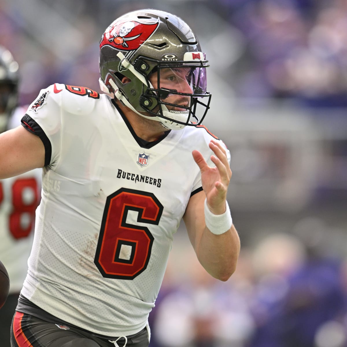 Buccaneers Play Spoiler, Upset Vikings In Week 1 NFC Clash