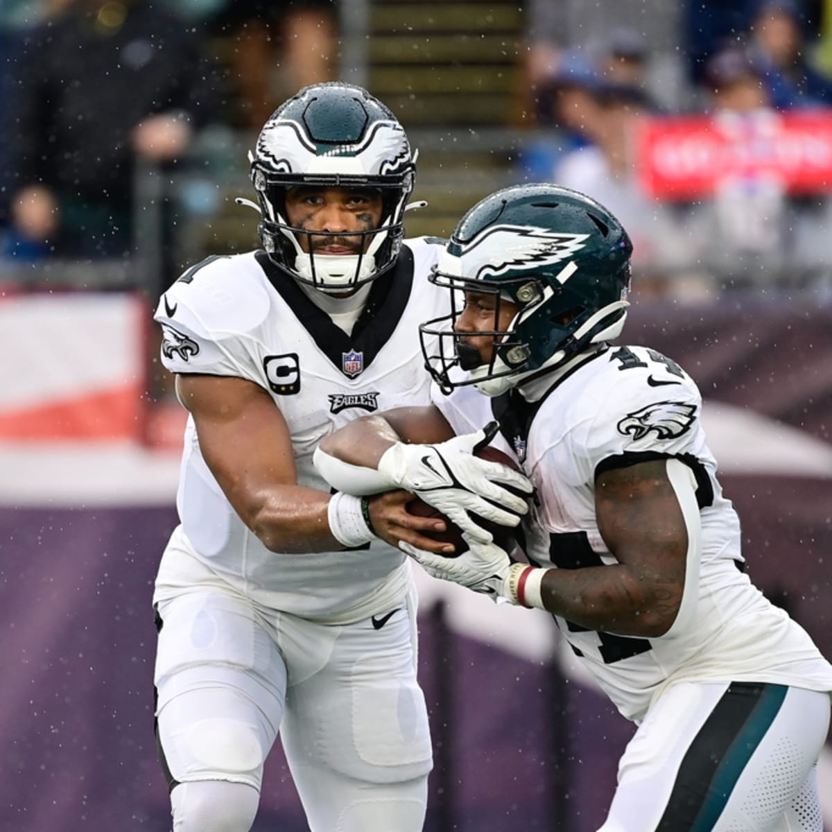 Philadelphia Eagles list 11 players on estimated injury report 