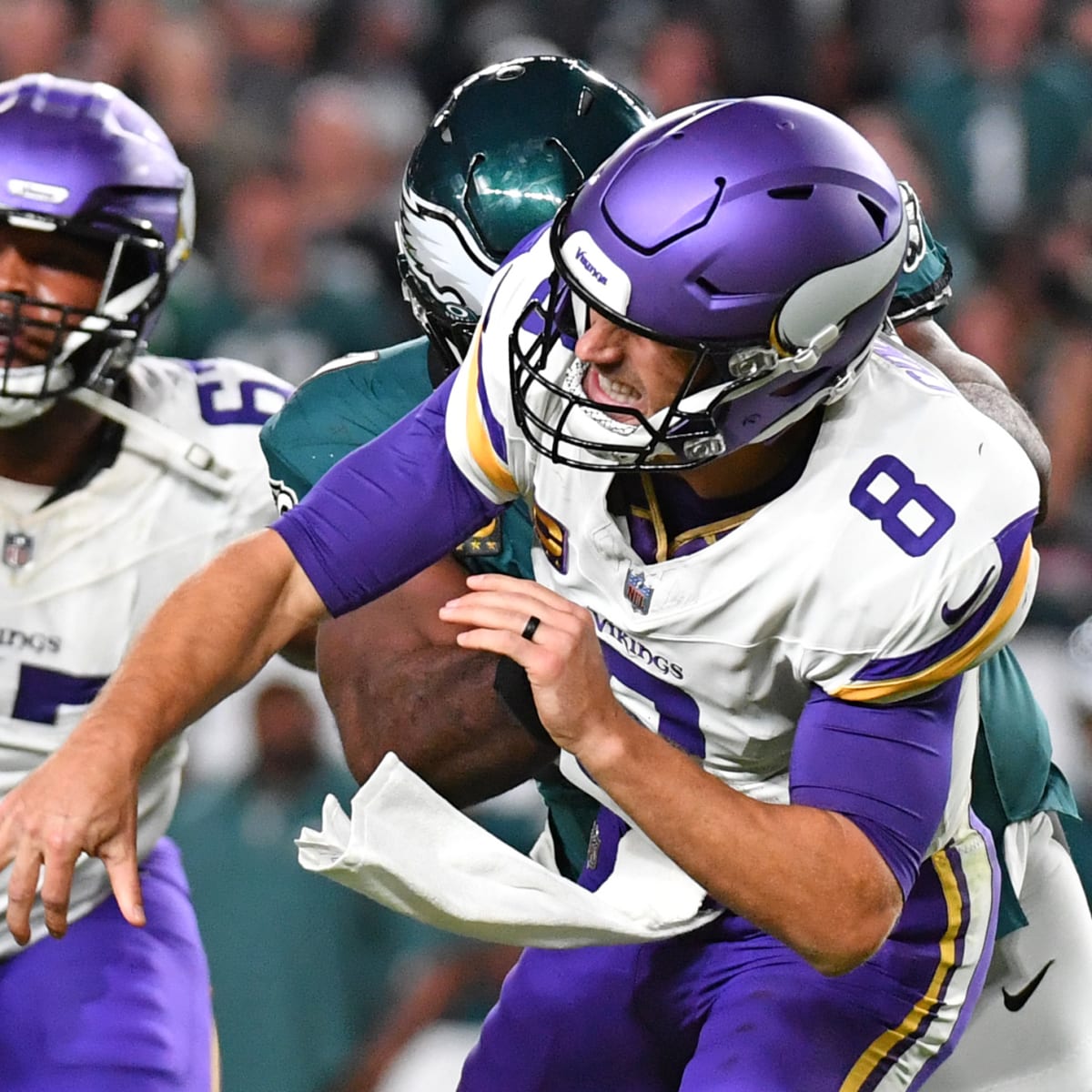 Vikings' Christian Darrisaw didn't play vs. Eagles after