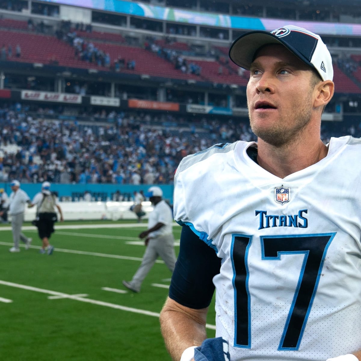 Titans QB Ryan Tannehill Ready to Turn Page on Game vs Chargers