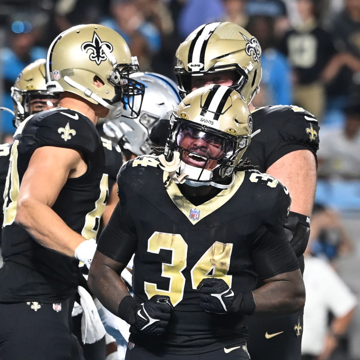 New Orleans Saints running back Tony Jones gets his second TD of game with  fourth-quarter score