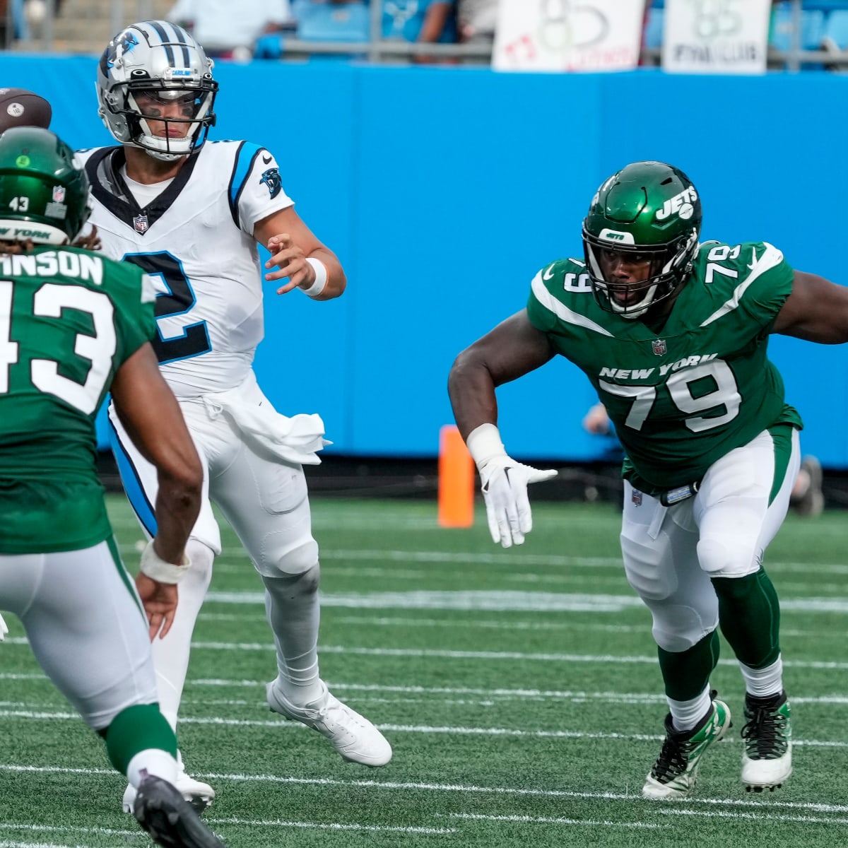 Jets sign tackle Cedric Ogbuehi to bolster struggling offensive line