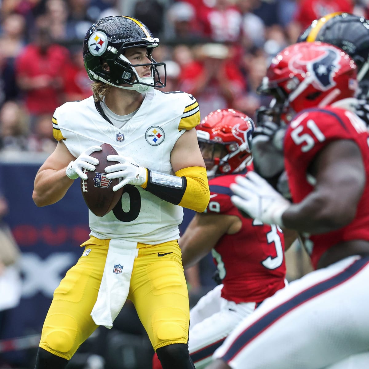 Steelers get dominated by Texans, 30-6