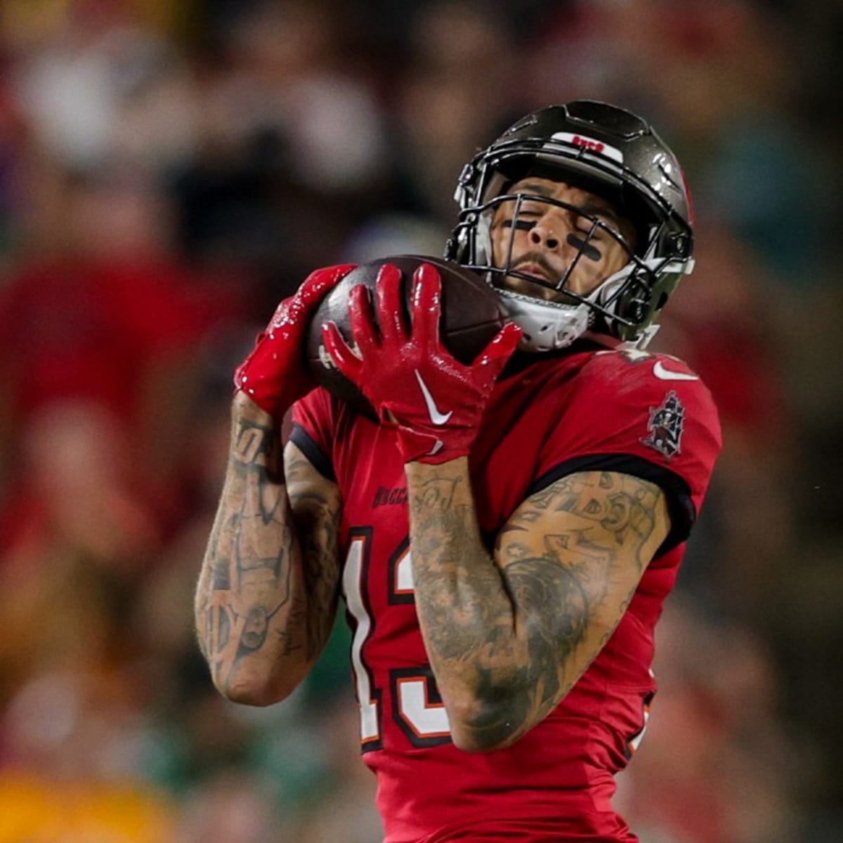 Buccaneers WR Mike Evans ruled out of win over Saints early with hamstring  injury