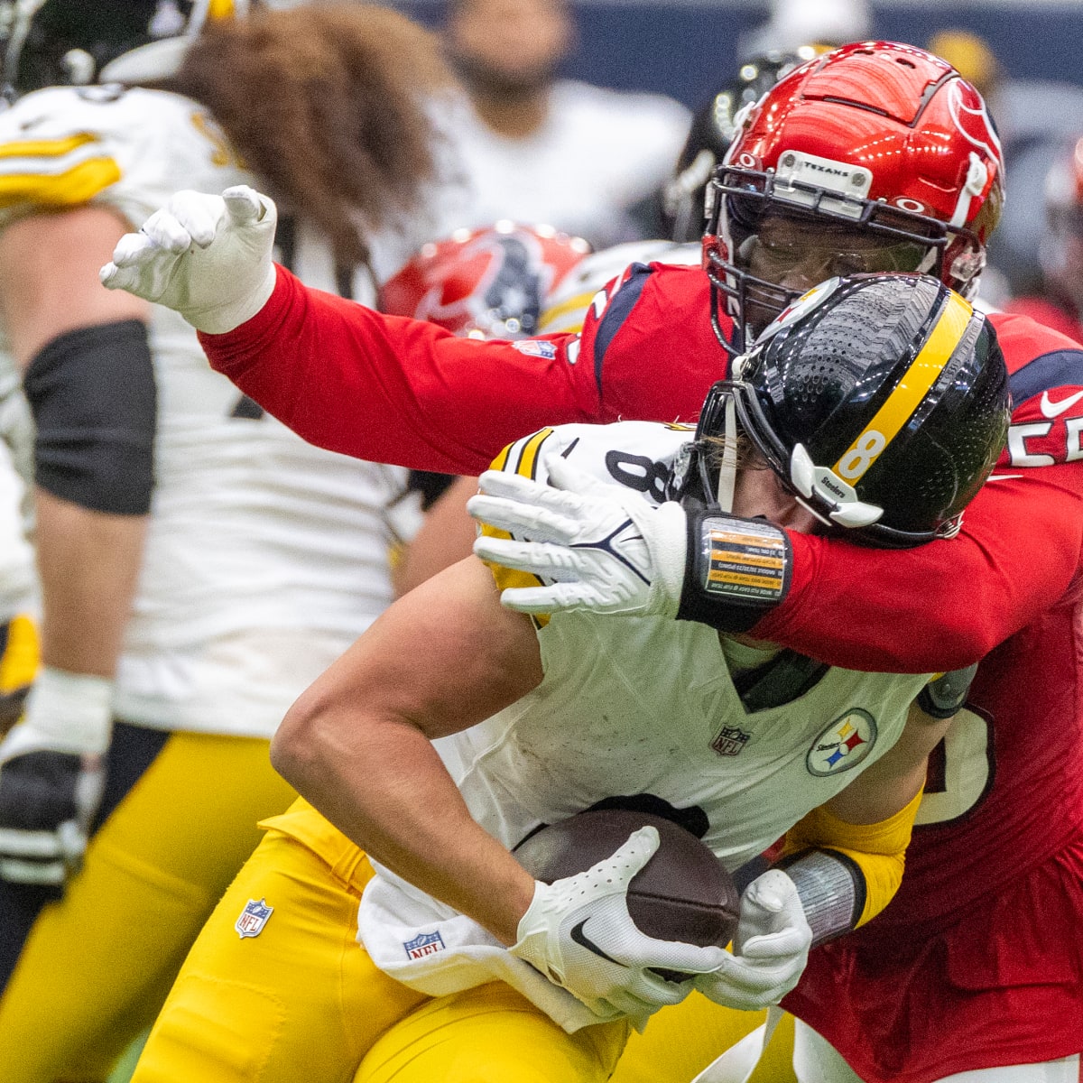 Steelers QB Kenny Pickett dead last in total QBR in AFC