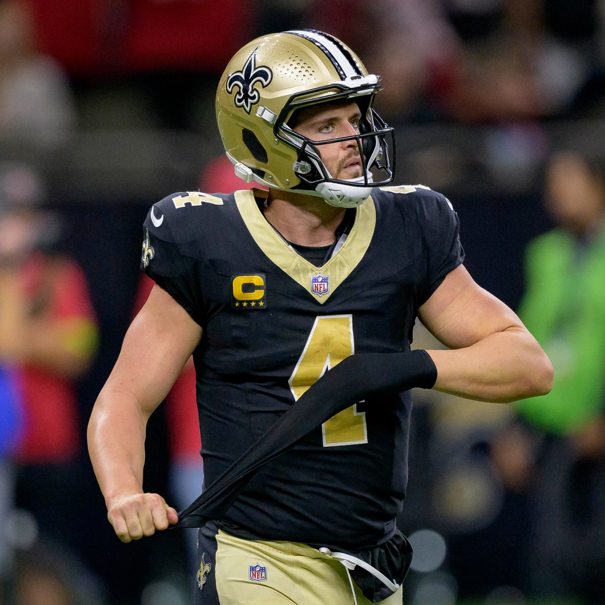 New Orleans Saints should play Taysom Hill and Derek Carr at QB