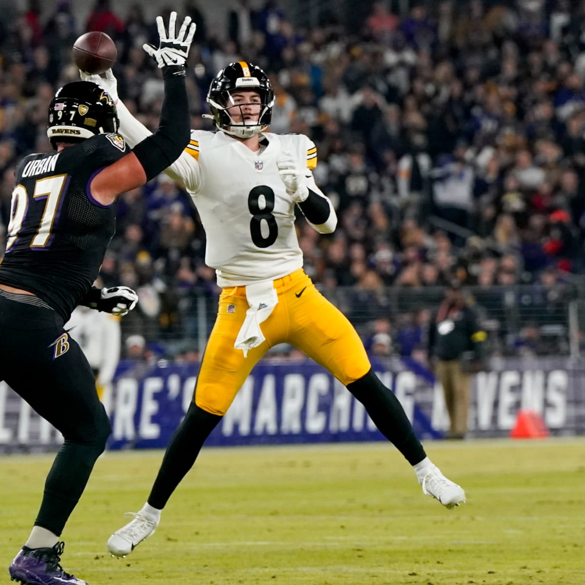 Pittsburgh Steelers vs. Baltimore Ravens, M&T Bank Stadium, Week 8