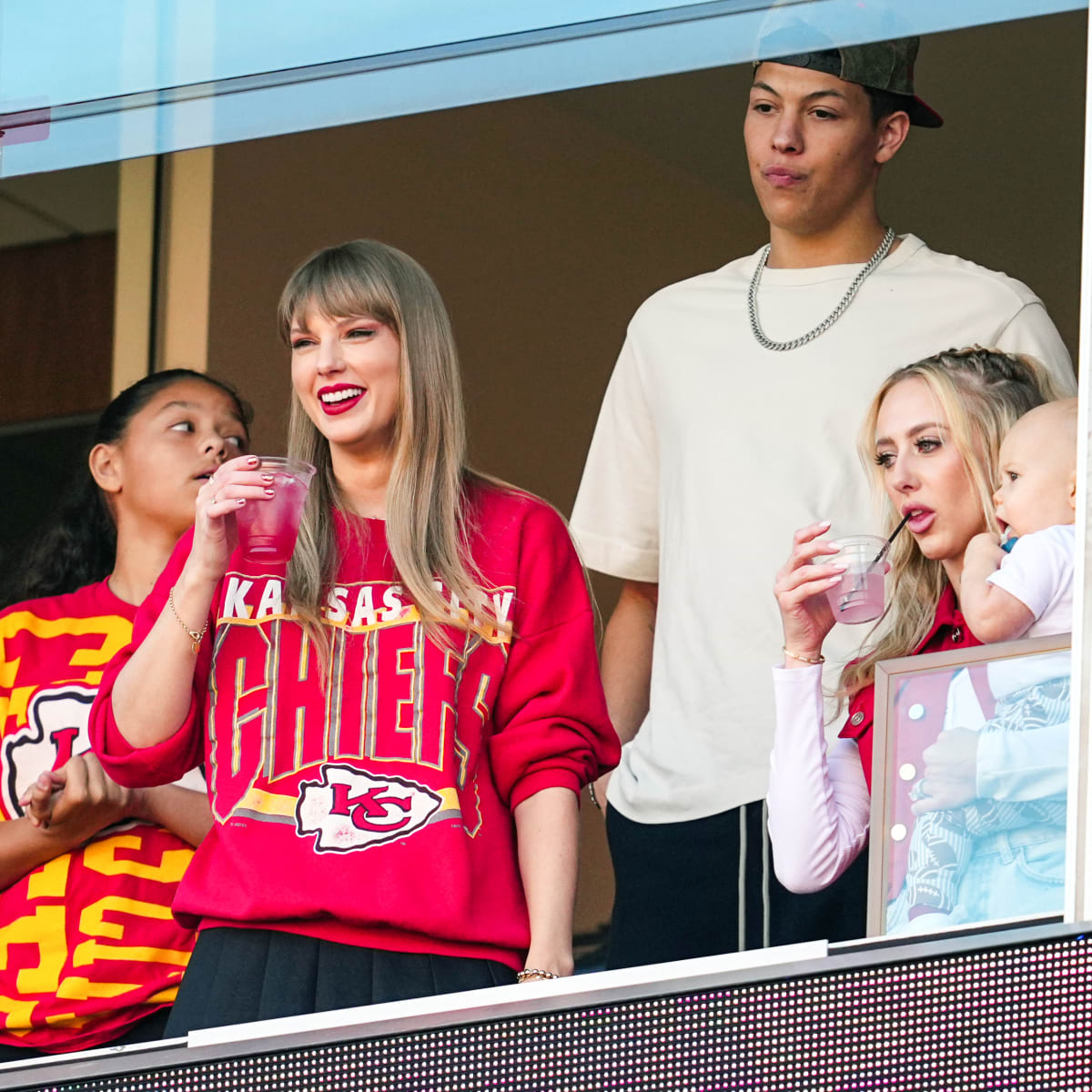 Did Taylor Swift Attend the Chiefs-Chargers Game?