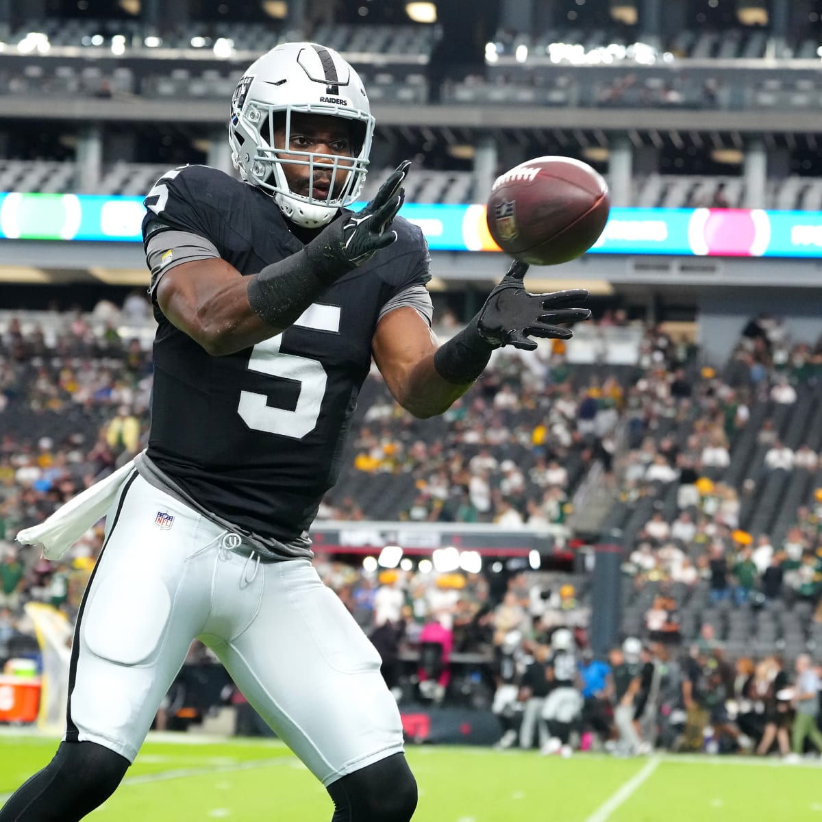 Raiders-Lions Week 8 preview: Injuries, news, score, odds and more - Silver  And Black Pride