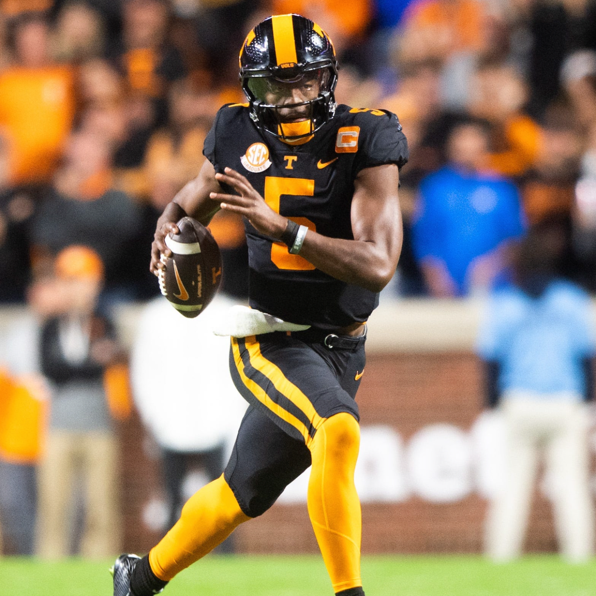 Titans take a closer look at Tennessee QB Hendon Hooker - A to Z Sports