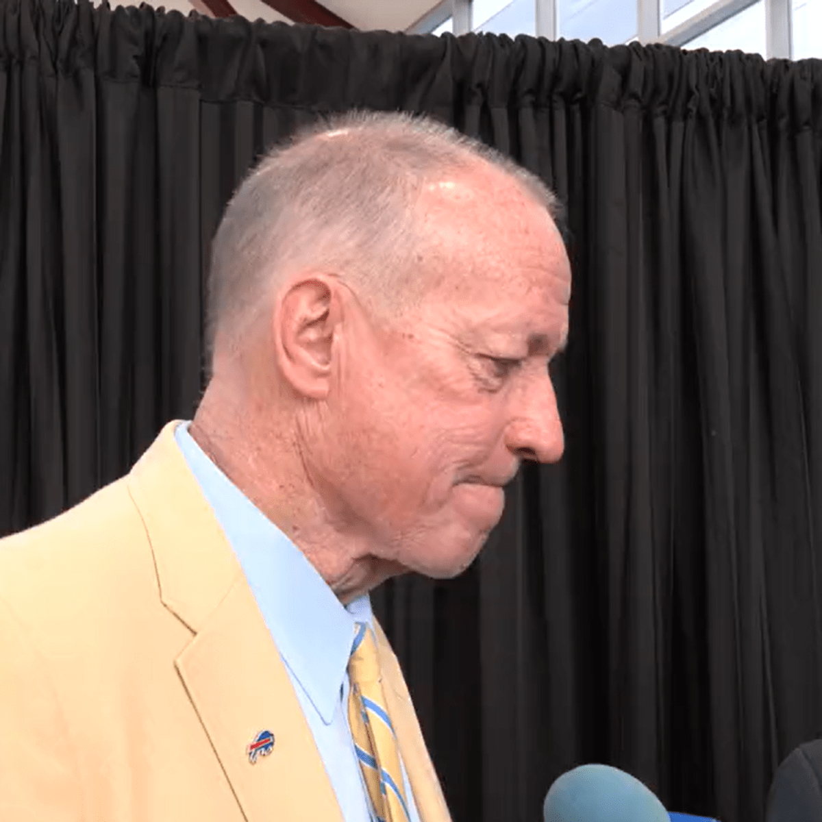 Hall of Famer Jim Kelly believes Bills need to get QB Josh Allen some RB  help: 'Josh can't do everything by himself'