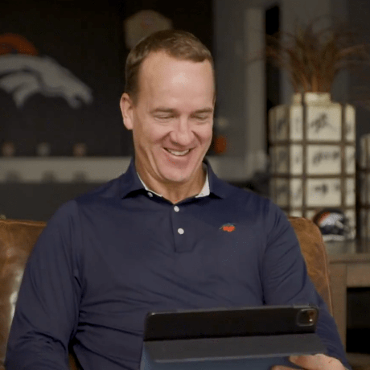 Peyton Manning Retires, Gives Shout to Vols Fans - Williamson Source