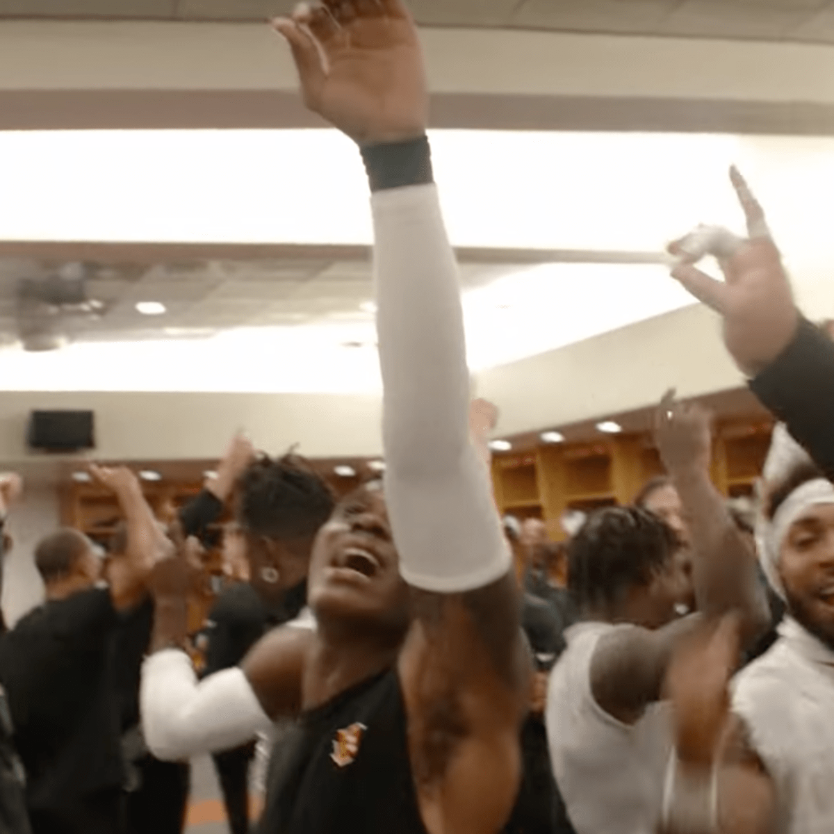 Bengals' first locker room celebration after Monday Night Football win vs  Rams - Cincy Jungle