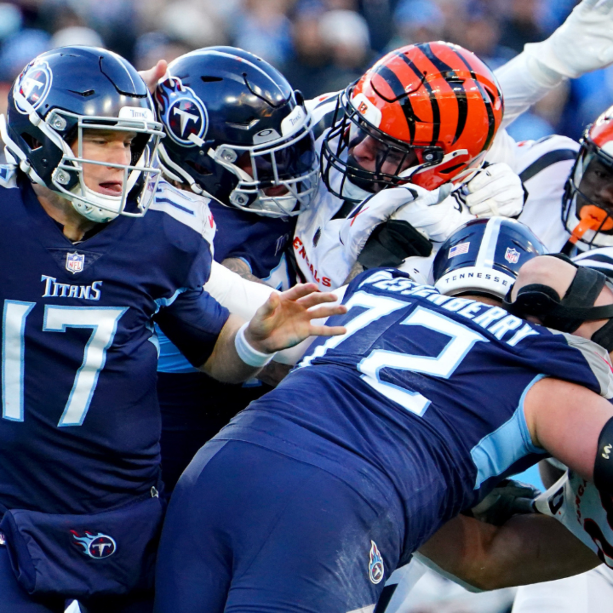 Jessie Bates intercepts Tannehill on Titans' first play vs. Bengals