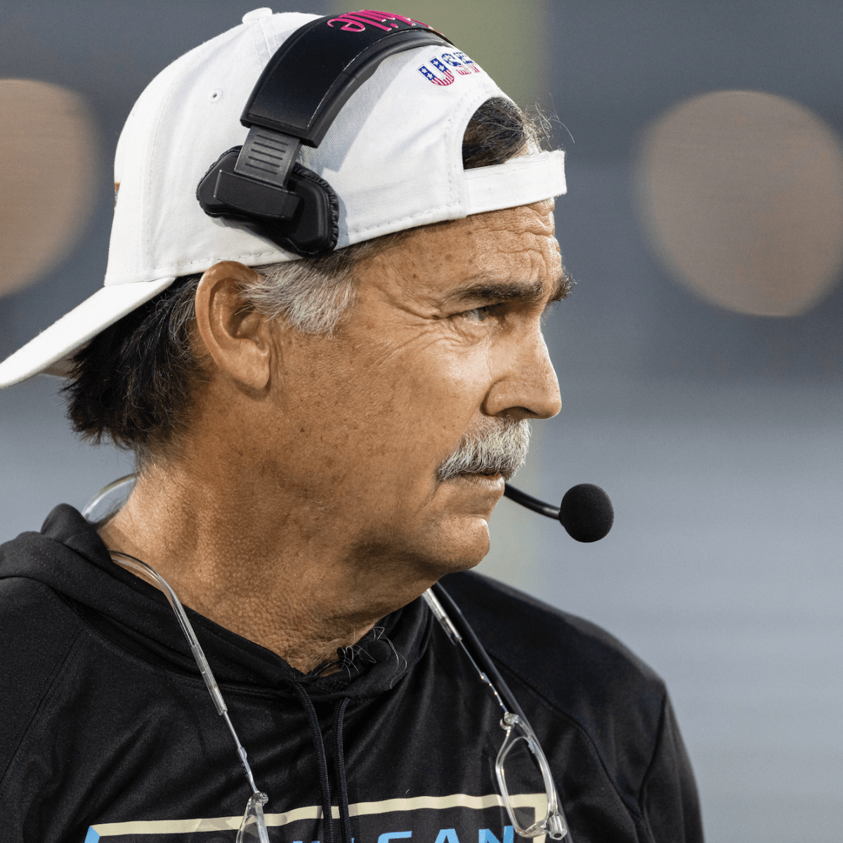 Former Titans Coach Jeff Fisher Thankful for the Memories, and for His Spot  in the Ring of Honor