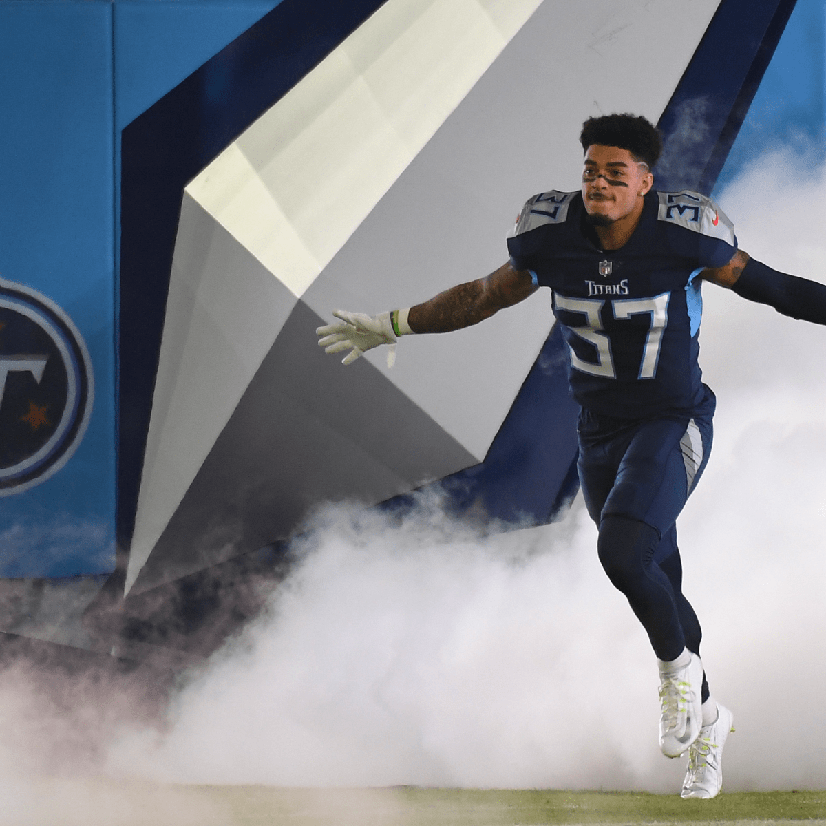 Tennessee Titans, safety Amani Hooker agree to terms on extension