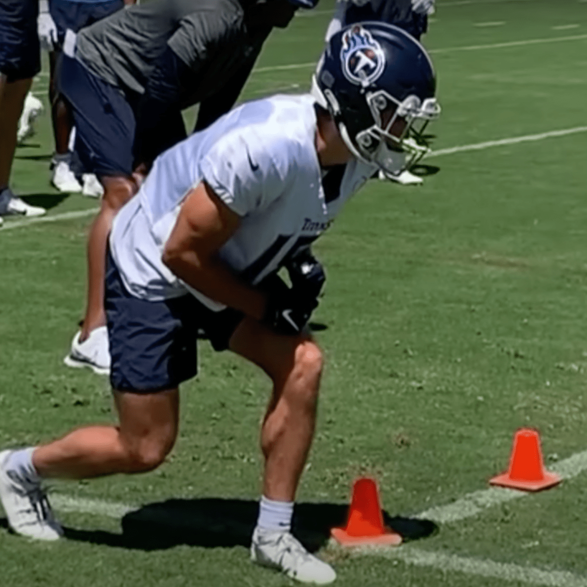 Titans Rookie WR Kyle Philips Displaying Confidence, Shiftiness – and Some  Pretty Nice Hands