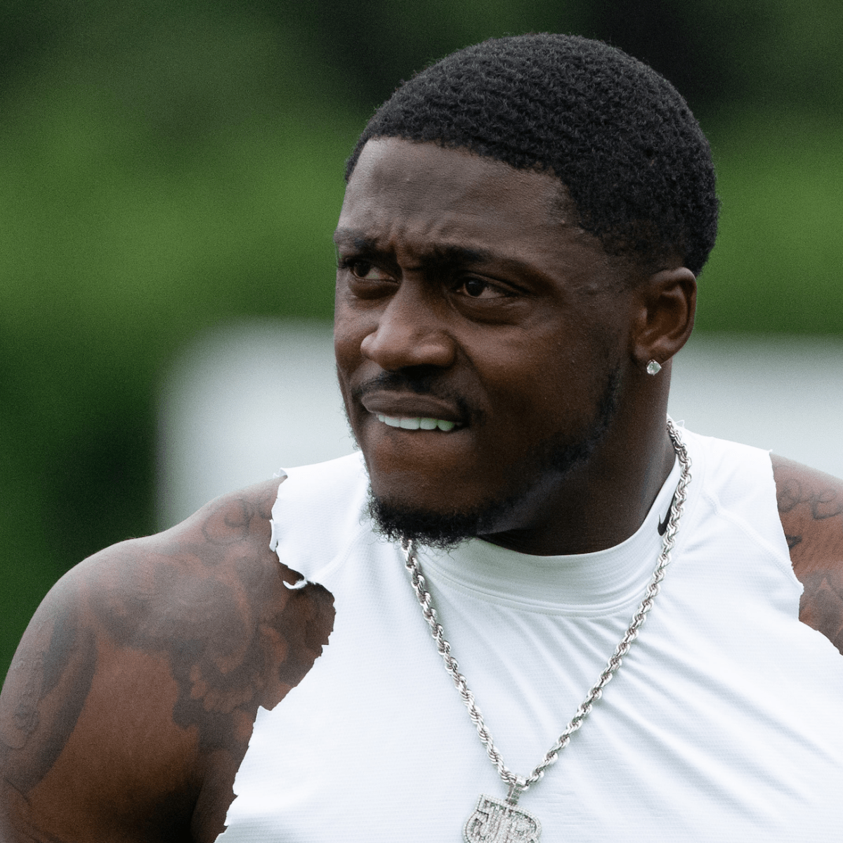 49ers WR Deebo Samuel throws down more shade at Eagles