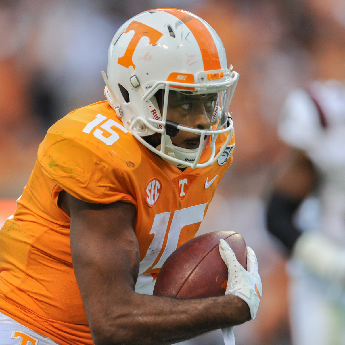 Jennings' career performance leads Tennessee past South Carolina - Sports  Illustrated Tennessee Volunteers News, Analysis and More