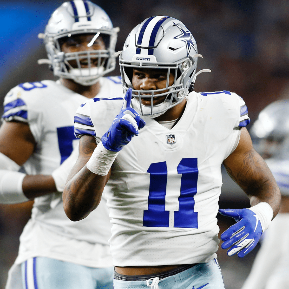 Cowboys photos: Micah Parsons, linebackers build up strength and