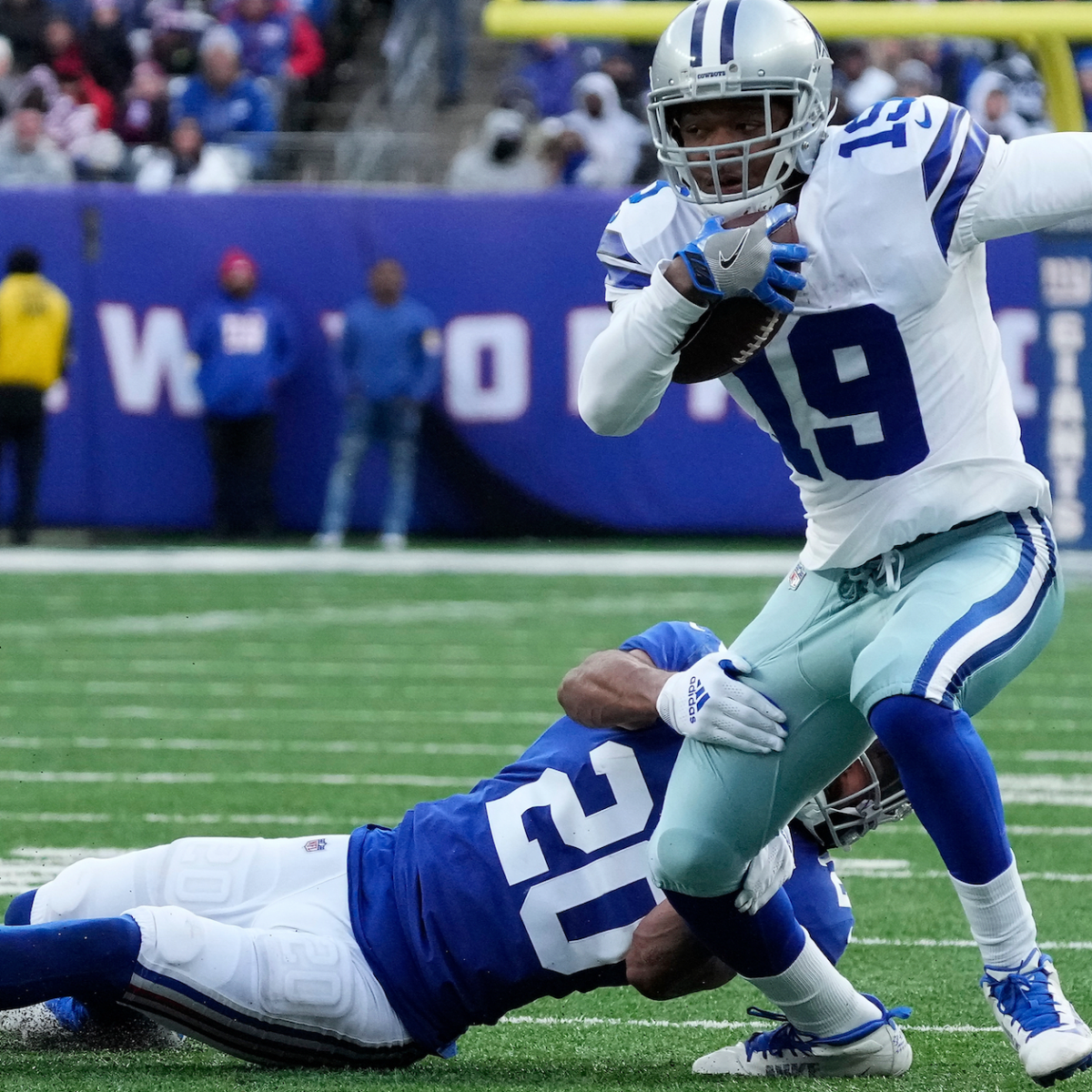 Dallas Cowboys trade Amari Cooper to Cleveland Browns, open up $16