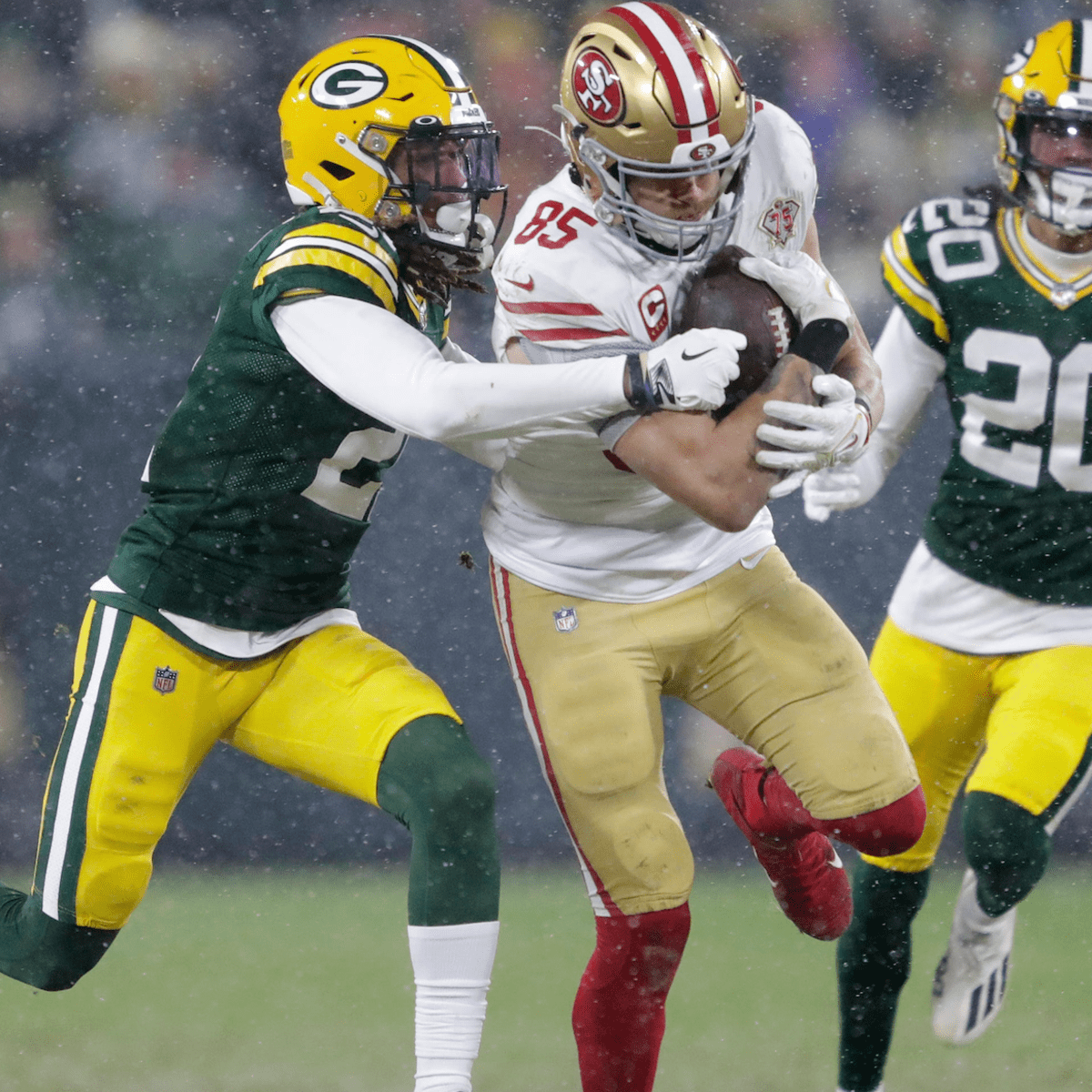 12 key images from the Packers' miserable 13-10 playoff loss to the Niners