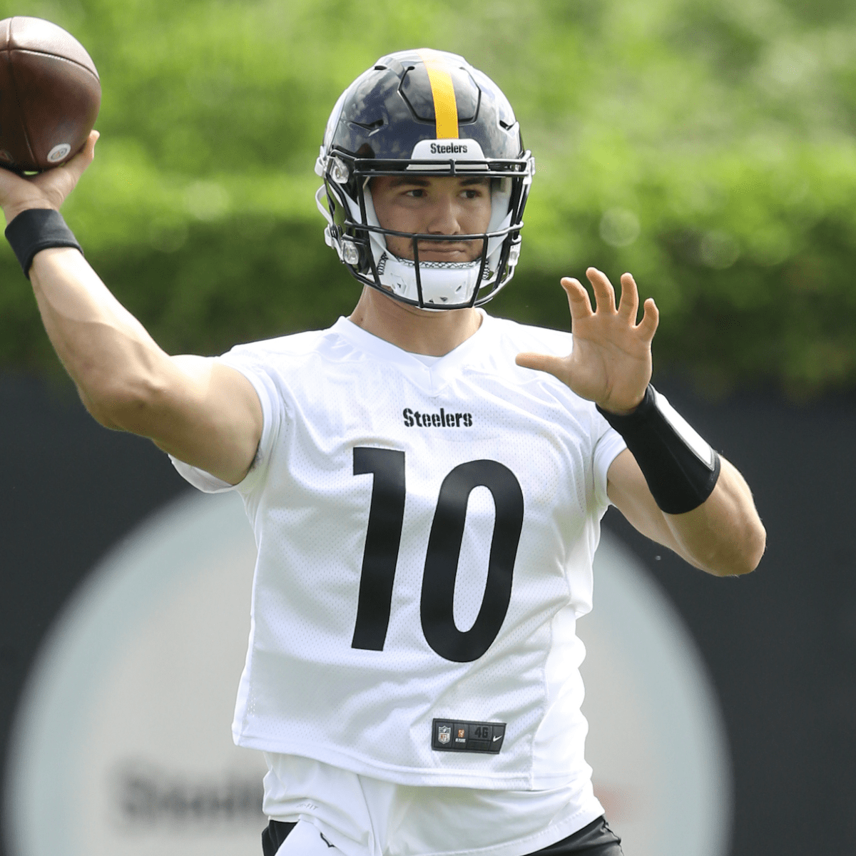 Steelers players say which teammate they'd trust to make