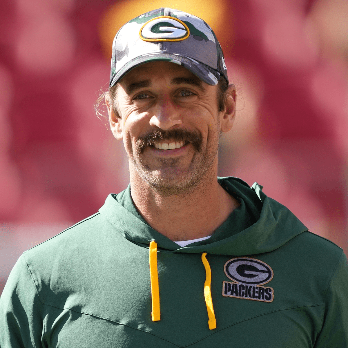 Aaron Rodgers Shows Up To Training Camp Looking Like Nicolas Cage