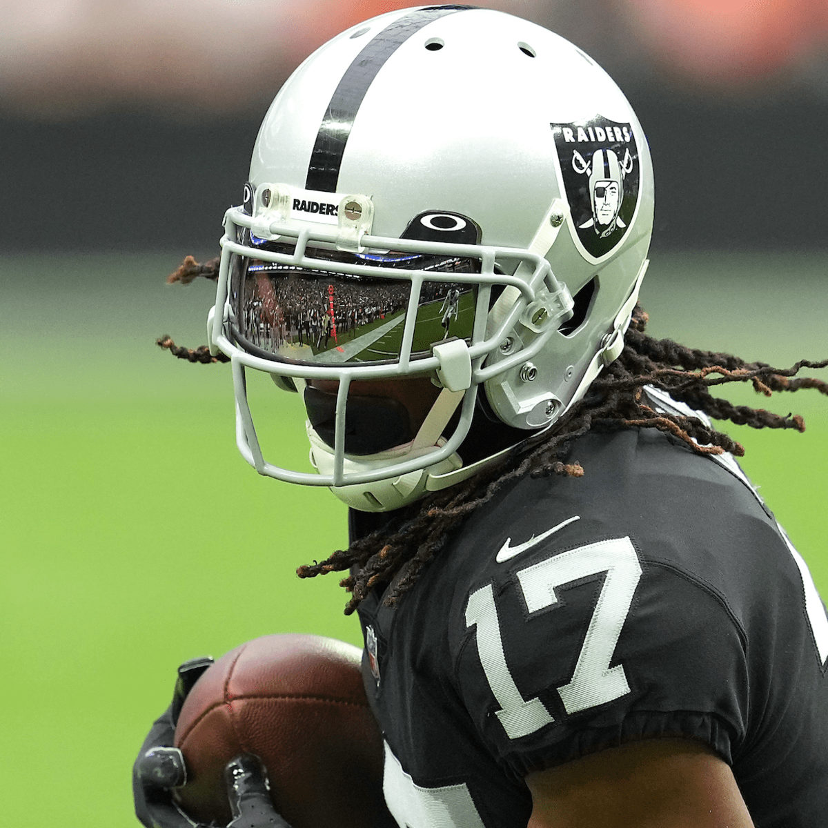 Raiders' Davante Adams cited for assault in Kansas City for