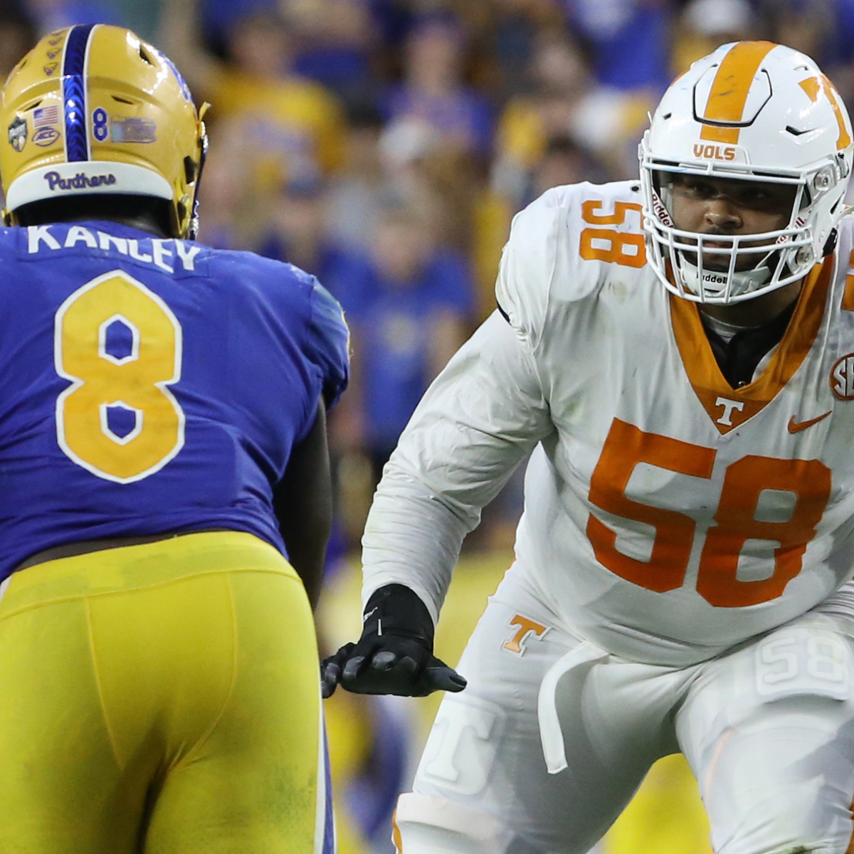 Dallas Cowboys add Tennessee OL Darnell Wright to top-30 list